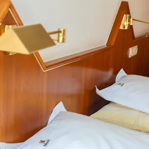 Hotel-restaurant Moris 3*, Walferdange Luxemburgo